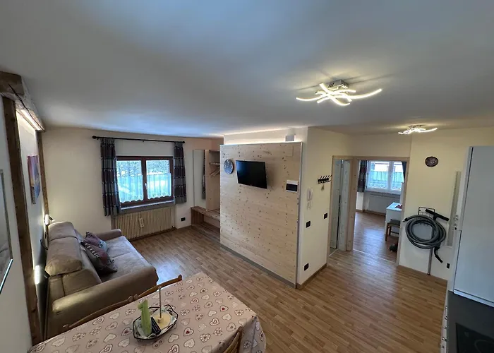 L'aida アパート カナツェーイ